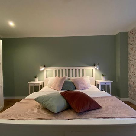 Apartamento Bed N Riesling Forst an der Weinstrasse Exterior foto